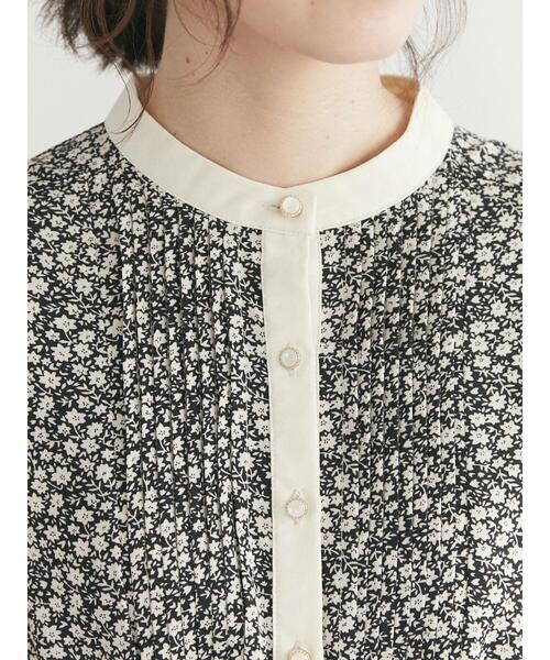 ELENCARE DUE(エレンカーレデュエ)の「・ELENCARE DUE フラワー×ピンタックワンピ(ワンピース・レディース・ブラック/ブラウン/オフホワイト/ライトカーキ・FREE)」の5枚目の写真