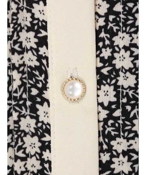 ELENCARE DUE(エレンカーレデュエ)の「・ELENCARE DUE フラワー×ピンタックワンピ(ワンピース・レディース・ブラック/ブラウン/オフホワイト/ライトカーキ・FREE)」の15枚目の写真