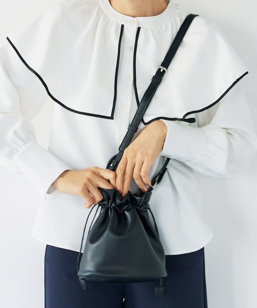 coca（coca）（コカ）の「巾着合皮BAG（ショルダーバッグ・レディース・ダークグリーン/ピンク系その他/ブラック・ONE SIZE）」の2枚目の写真