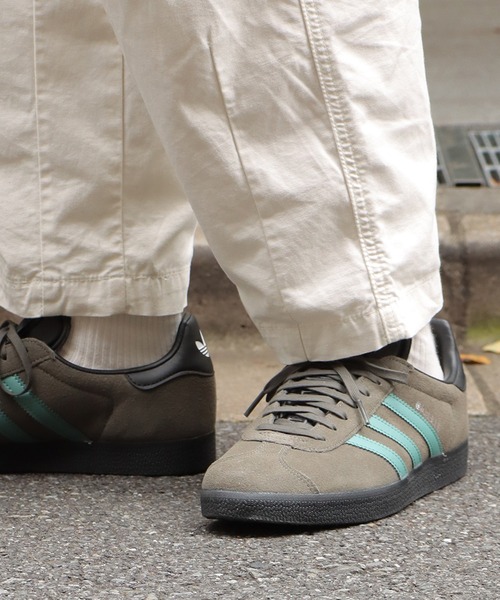 adidas(アディダス)の「adidas/アディダス GAZELLE スニーカー(スニーカー・メンズ・ブラック/グレー・28.0cm/26.0cm/27.5cm/26.5cm/27.0cm)」の19枚目の写真