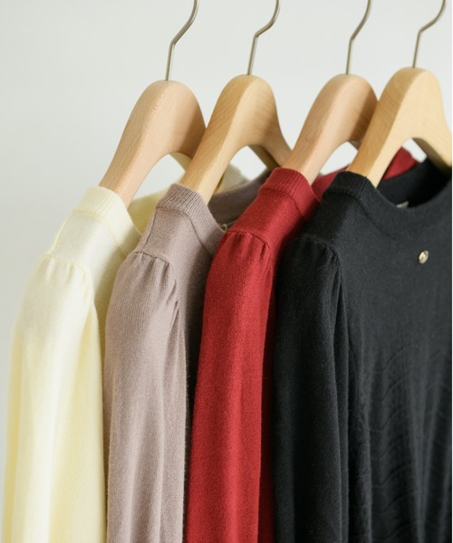 idem(イデム)の「【ZOZOTOWN限定】puff sleeve long lib knit/パフスリーブロングリブ袖ニット(ニット/セーター・レディース・アイボリー/ブラック/モカ/レッド・FREE)」の14枚目の写真