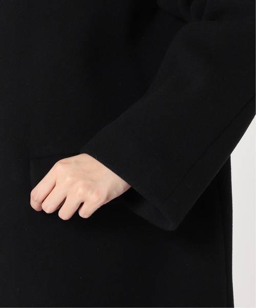 journal standard L'essage（ジャーナルスタンダードレサージュ）の「コクーンミドルコート2（ノーカラーコート・レディース・モスグリーン/アイボリー/ブラック・FREE）」の11枚目の写真