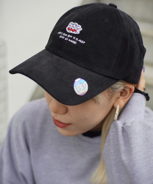 Keith Haring（キース・ヘリング）の「【 Keith Haring / キースヘリング 】 刺繍 プリント タグ デザイン ローキャップ（キャップ・メンズ・ブラック系その他2/ブラック系その他3/ブラック系その他/ブラック/ブルー系その他/ホワイト/ホワイト系その他/ホワイト系その他2/ネイビー/ピンク/ブラック系その他4/ブラック系その他5/ベージュ/ホワイト系その他3/ベージュ系その他・FREE）」の6枚目の写真