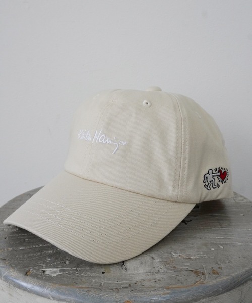 Keith Haring（キース・ヘリング）の「【 Keith Haring / キースヘリング 】 刺繍 プリント タグ デザイン ローキャップ（キャップ・メンズ・ブラック系その他2/ブラック系その他3/ブラック系その他/ブラック/ブルー系その他/ホワイト/ホワイト系その他/ホワイト系その他2/ネイビー/ピンク/ブラック系その他4/ブラック系その他5/ベージュ/ホワイト系その他3/ベージュ系その他・FREE）」の12枚目の写真