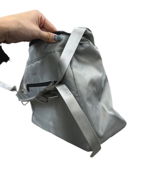 Chikashitsu +（チカシツプラス）の「【Chikashitsu + / チカシツプラス】shoulder bag / ショルダーバッグ ボディクロスバッグ バッグ メッセンジャーバッグ 肩掛け鞄  カバン（ショルダーバッグ・メンズ・ブラック/ライトグレー・ONE SIZE）」の14枚目の写真