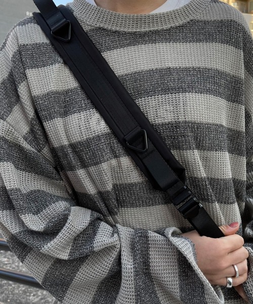 Chikashitsu +（チカシツプラス）の「【Chikashitsu + / チカシツプラス】shoulder bag / ショルダーバッグ ボディクロスバッグ バッグ メッセンジャーバッグ 肩掛け鞄  カバン（ショルダーバッグ・メンズ・ブラック/ライトグレー・ONE SIZE）」の12枚目の写真