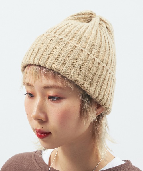 Alite cloth（アリーテクロス）の「カラー展開最大級！ベーシックリブニット帽（ニットキャップ/ビーニー・レディース・オレンジ/ベージュ/オフホワイト/ネイビー/パープル/チャコールグレー/ブラック/ライトブルー/イエロー/オリーブ/グレー/ライトパープル・F）」の6枚目の写真
