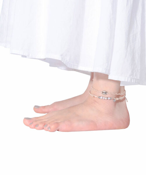 wakami(ワカミ)の「wakami × bPr BEAMS / 別注 アンクレット 2本セット 2023(アンクレット・メンズ・ナチュラル/オレンジ/インディゴブルー/マルチ/レッド/オリーブ/ブラック・ONE SIZE)」の1枚目の写真