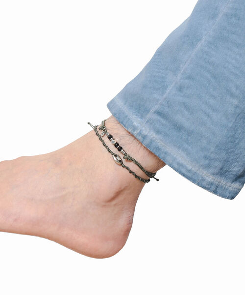 wakami(ワカミ)の「wakami × bPr BEAMS / 別注 アンクレット 2本セット 2023(アンクレット・メンズ・ナチュラル/オレンジ/インディゴブルー/マルチ/レッド/オリーブ/ブラック・ONE SIZE)」の3枚目の写真