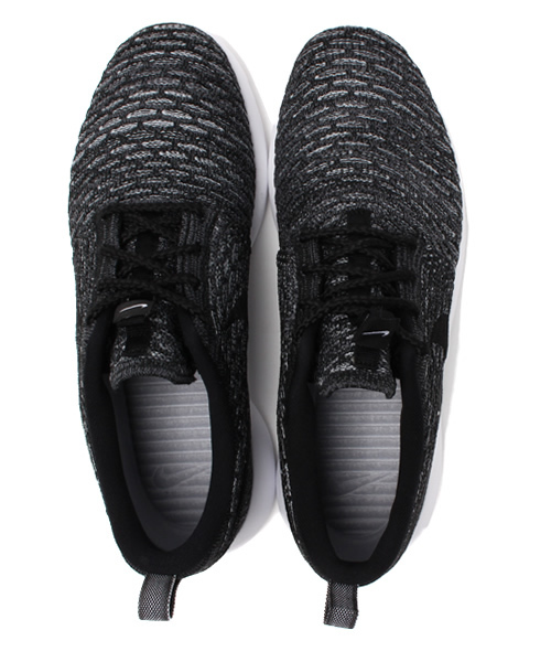 NIKE（ナイキ）の「ウィメンズ ナイキ ローシ フライニット NIKE WMNS ROSHE ONE FLYKNIT 704927-006（スニーカー・レディース・ダークグレー・24.5cm/23.5cm/23cm/24cm）」の10枚目の写真