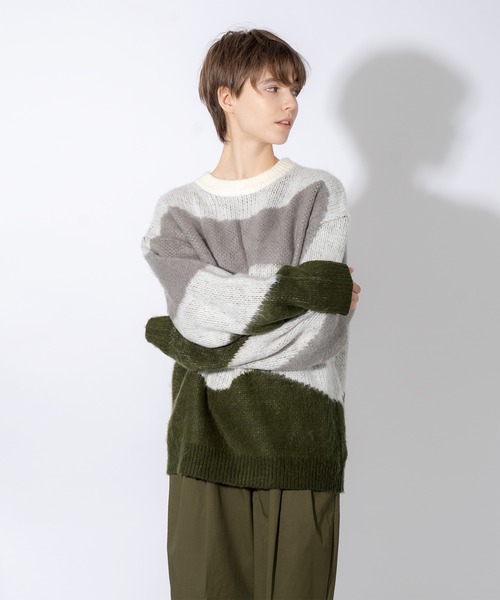 ONCILY(オンシェリー)の「WAVE PATTERN SHAGGY KNIT / シャギーウェーブニット(ニット/セーター・メンズ・オリーブ/ブルー・MEDIUM/LARGE)」の17枚目の写真