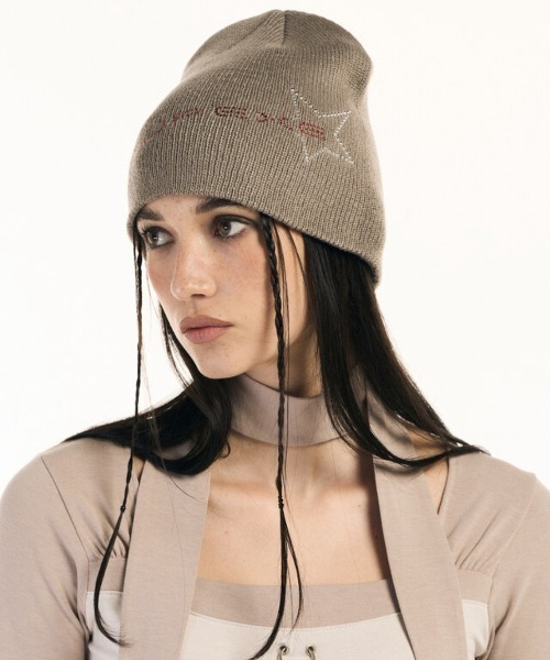 SETUPEXE（セットアップイーエックスイー）の「【SETUP‐EXE/セットアップエグゼ】Star red lettering hotfix Beanie/ラインストーン ビジュー ビーニー ニット帽 帽子（ニットキャップ/ビーニー・レディース・アイボリー/ブラック/モカ・ONE SIZE）」の19枚目の写真