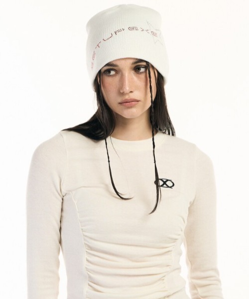 SETUPEXE（セットアップイーエックスイー）の「【SETUP‐EXE/セットアップエグゼ】Star red lettering hotfix Beanie/ラインストーン ビジュー ビーニー ニット帽 帽子（ニットキャップ/ビーニー・レディース・アイボリー/ブラック/モカ・ONE SIZE）」の6枚目の写真