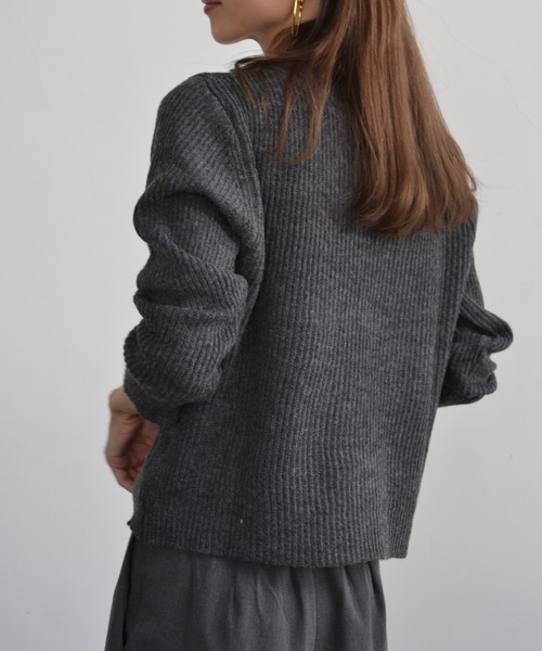 BRIEFING ZOZO CHAMPIONSHIP セーター 【美品】 L＆Wデザイン】スーツ