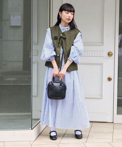 FREAK'S STORE(フリークスストア)の「ROVERETO/ロベレート ローヒールストラップシューズ(パンプス・レディース・ブラック/レッド・36/37/38)」の3枚目の写真