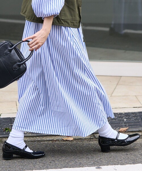 FREAK'S STORE(フリークスストア)の「ROVERETO/ロベレート ローヒールストラップシューズ(パンプス・レディース・ブラック/レッド・36/37/38)」の4枚目の写真