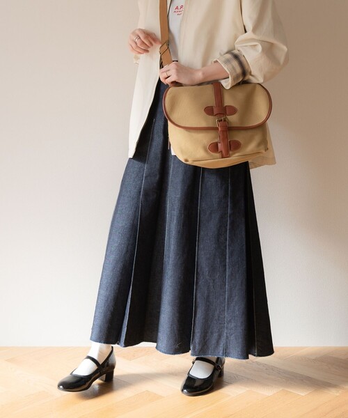 FREAK'S STORE(フリークスストア)の「ROVERETO/ロベレート ローヒールストラップシューズ(パンプス・レディース・ブラック/レッド・36/37/38)」の6枚目の写真