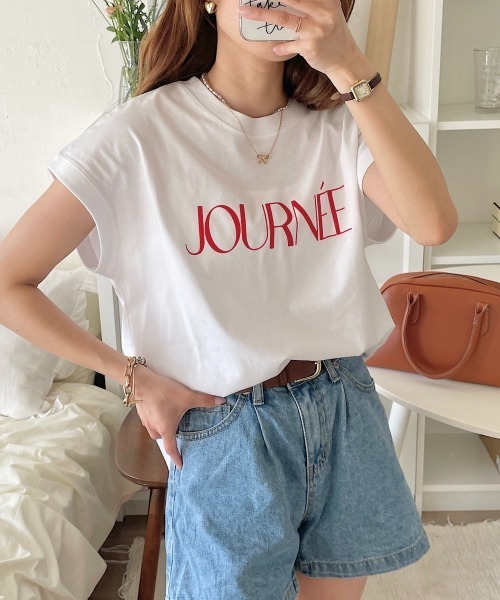 andme（アンドミー）の「ロゴプリントフレンチスリーブTシャツ（Tシャツ/カットソー・レディース・ブラック/ホワイト×ブラック/チャコールグレー/ベージュ/ネイビー/ホワイト×レッド/ブルーグリーン/カーキ/スミクロ/ホワイト×シルバー・M）」の2枚目の写真