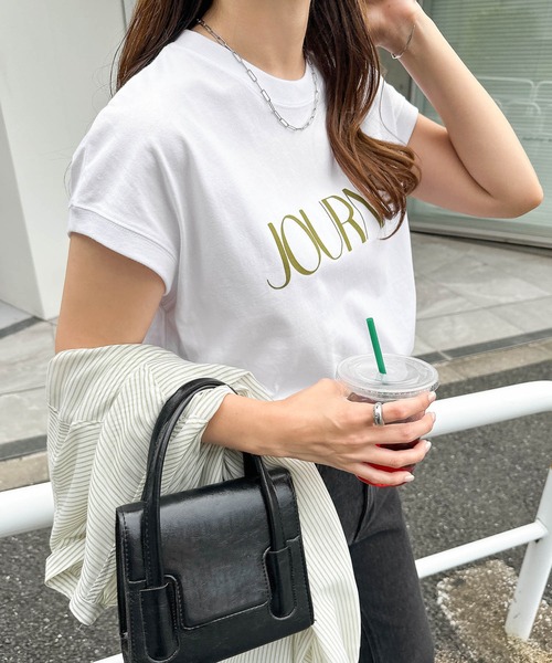 andme（アンドミー）の「ロゴプリントフレンチスリーブTシャツ（Tシャツ/カットソー・レディース・ブラック/ホワイト×ブラック/チャコールグレー/ベージュ/ネイビー/ホワイト×レッド/ブルーグリーン/カーキ/スミクロ/ホワイト×シルバー・M）」の17枚目の写真