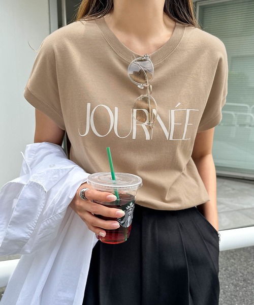 andme（アンドミー）の「ロゴプリントフレンチスリーブTシャツ（Tシャツ/カットソー・レディース・ブラック/ホワイト×ブラック/チャコールグレー/ベージュ/ネイビー/ホワイト×レッド/ブルーグリーン/カーキ/スミクロ/ホワイト×シルバー・M）」の14枚目の写真
