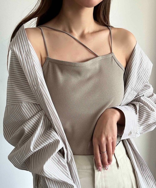 apres jour mignon(アプレジュールミニョン)の「カップ付き変形キャミソール(キャミソール・レディース・オレンジ/ネイビー/ブラック/アイボリー/ホワイト系その他/ブルー系その他/チャコールグレー/グレイッシュベージュ・フリー/X-LARGE)」の5枚目の写真