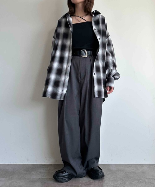 apres jour mignon(アプレジュールミニョン)の「カップ付き変形キャミソール(キャミソール・レディース・オレンジ/ネイビー/ブラック/アイボリー/ホワイト系その他/ブルー系その他/チャコールグレー/グレイッシュベージュ・フリー/X-LARGE)」の22枚目の写真