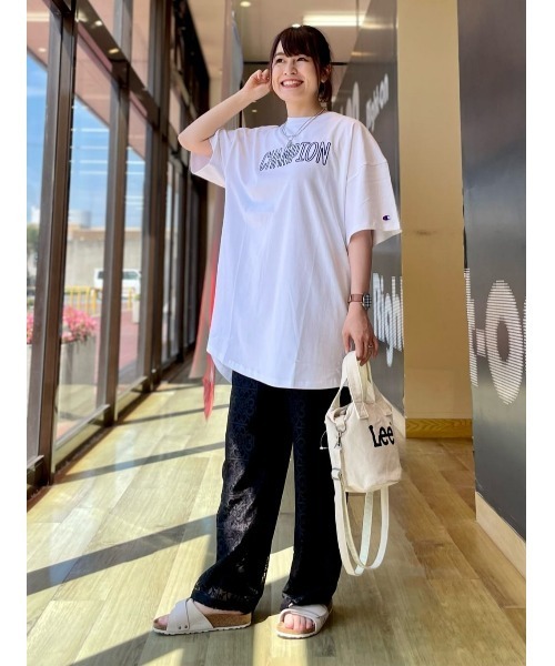 Lee(リー)の「【Lee】LEEロゴ2way丸底バッグ(ショルダーバッグ・レディース・ブラック/キナリ・ONE SIZE)」の13枚目の写真