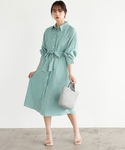 GeeRA(ジーラ)の「ミディ丈シャツワンピース(ワンピース・レディース・グリーン/ブルー・MEDIUM/LARGE)」の5枚目の写真