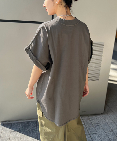 ALORE（アローレ）の「【ALORE/アローレ】ルーズTシャツ（Tシャツ/カットソー・レディース・チャコールグレー/ホワイト・FREE）」の9枚目の写真