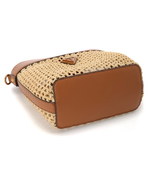 Guess（ゲス）の「VIKKY Bucket ショルダーバッグ レディース（ショルダーバッグ・レディース・ブラウン・ONE SIZE）」の9枚目の写真