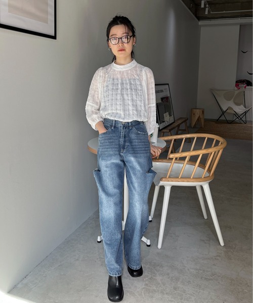 feepur(フェピュール)の「シアーチェックバルーンブラウス(シャツ/ブラウス・レディース・ブラック/オフホワイト/ネイビー・MEDIUM)」の6枚目の写真