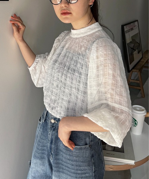 feepur(フェピュール)の「シアーチェックバルーンブラウス(シャツ/ブラウス・レディース・ブラック/オフホワイト/ネイビー・MEDIUM)」の8枚目の写真