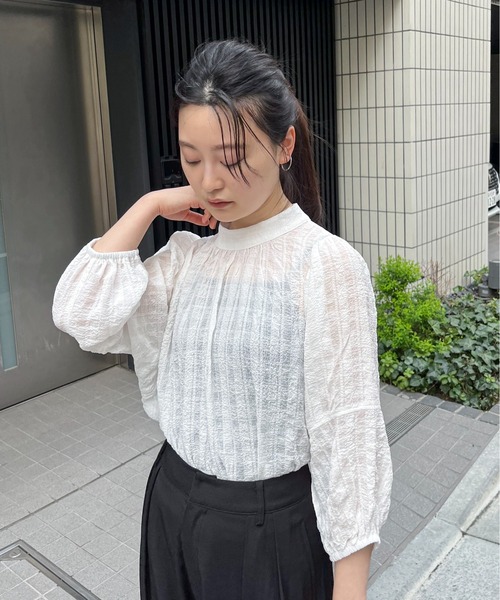 feepur(フェピュール)の「シアーチェックバルーンブラウス(シャツ/ブラウス・レディース・ブラック/オフホワイト/ネイビー・MEDIUM)」の12枚目の写真