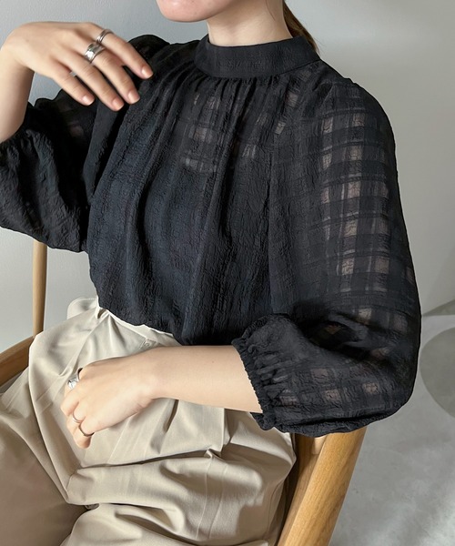feepur(フェピュール)の「シアーチェックバルーンブラウス(シャツ/ブラウス・レディース・ブラック/オフホワイト/ネイビー・MEDIUM)」の21枚目の写真