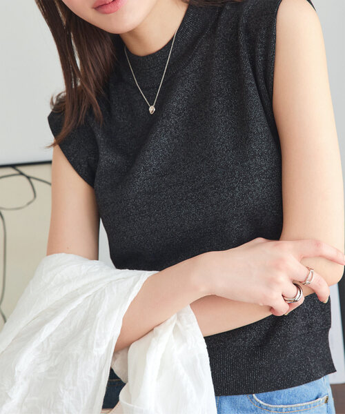 KOBE LETTUCE（コウベレタス）の「二重スリーブモックネックニットトップス（ニット/セーター・レディース・オフホワイト/グレイッシュベージュ/ブラック/ライトグリーン/ピンク系/イエロー/ブラック系その他/グレー/ベージュ系・L/M）」の3枚目の写真