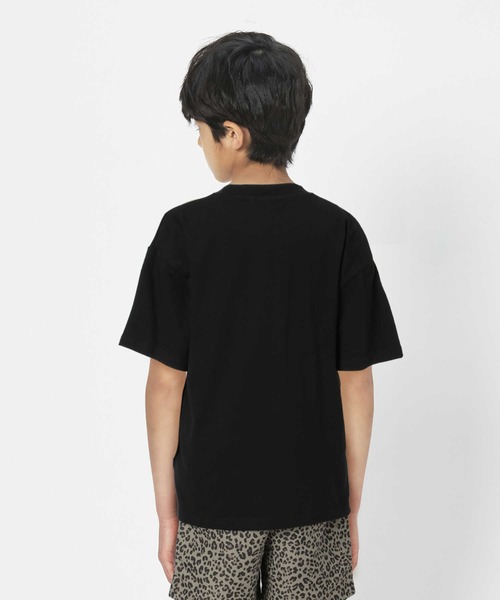 CONVERSE(コンバース)の「【CONVERSE】ポケット付きTシャツ(Tシャツ/カットソー・キッズ・ブラック/ブルー・160/105/130/140/120/150)」の3枚目の写真