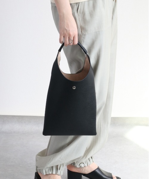 cepo(セポ)の「ワンハンドルミニトート(ハンドバッグ・レディース・ブラック/アイボリー・FREE)」の1枚目の写真