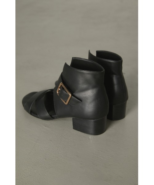 RIM.ARK(リムアーク)の「Cross faux leather shoes(サンダル・レディース・ダークブルー/ブラック・37/39/36/38)」の6枚目の写真