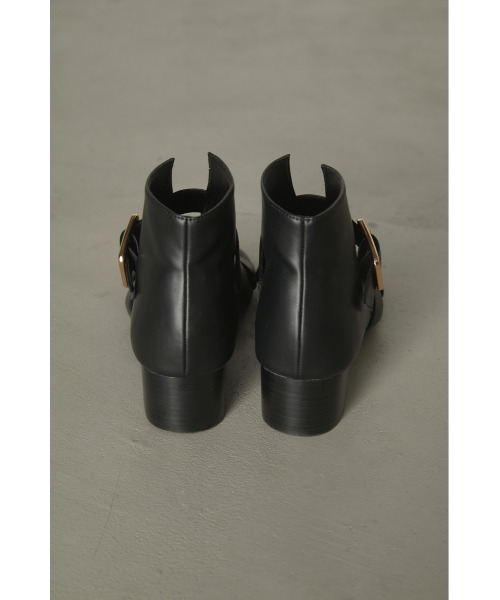 RIM.ARK(リムアーク)の「Cross faux leather shoes(サンダル・レディース・ダークブルー/ブラック・37/39/36/38)」の7枚目の写真