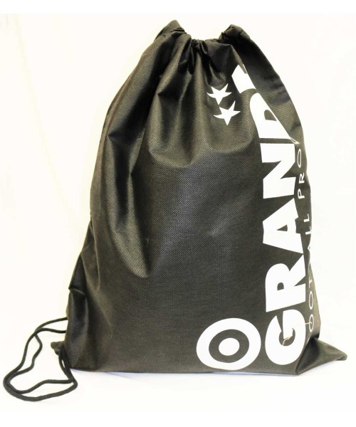 GRANDE FOOTBALL PRODUCTS(グランデフットボールプロダクツ)の「GRANDE.不織布BIG.ワンショルダーエコBAG(エコバッグ/サブバッグ・レディース・ブラック×ホワイト/ブラック×ゴールド/ブラック×レッド・ONE SIZE)」の1枚目の写真