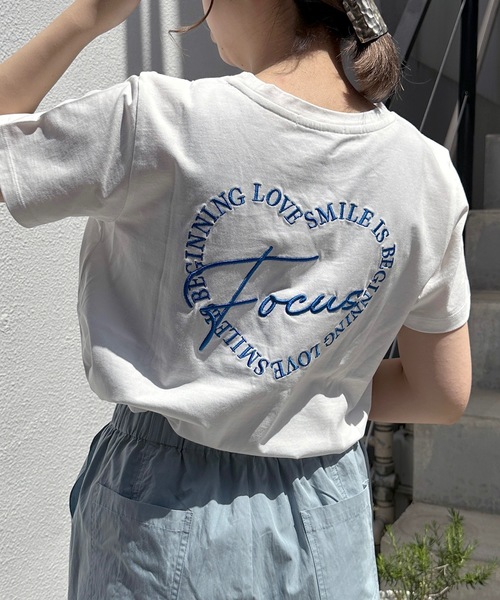 one way（ワンウェイ）の「FOCUSハート刺繍Tシャツ（Tシャツ/カットソー・レディース・ホワイト系その他2/ホワイト系その他/ライトブルー/ブラック/ライトベージュ/その他/ピンク・FREE）」の3枚目の写真