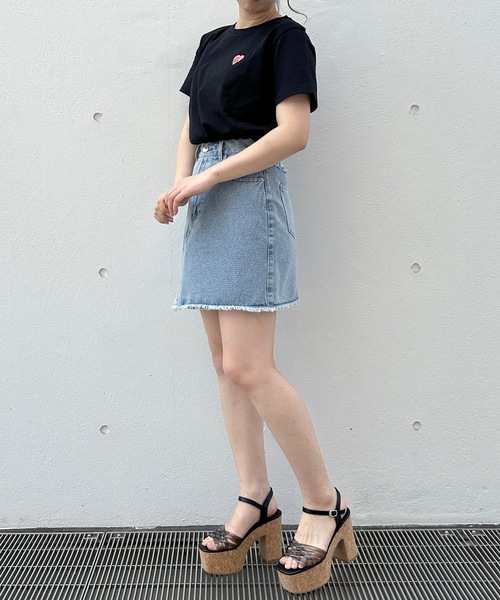 one way（ワンウェイ）の「FOCUSハート刺繍Tシャツ（Tシャツ/カットソー・レディース・ホワイト系その他2/ホワイト系その他/ライトブルー/ブラック/ライトベージュ/その他/ピンク・FREE）」の16枚目の写真