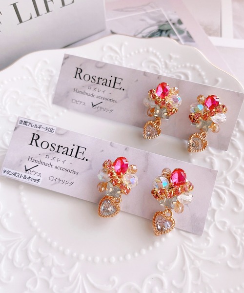 tone(トーン)の「【RosraiE】キラキラ ビジュー ハートチャーム ピアス(MA)(ピアス(両耳用)・レディース・ゴールド・FREE)」の5枚目の写真
