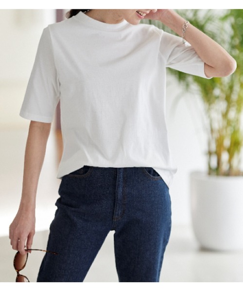 BELLUNA（ベルーナ）の「綿１００％　大人キレイ　抗菌防臭　汗ジミ対策　プチハイネックTシャツ（Tシャツ/カットソー・レディース・ブラック/サックスブルー/ブルーグレー/ブルーグリーン/ローズ/ターコイズブルー/インディゴブルー/モカ/コーラル/イエロー/チャコール/ライトグレー/ホワイト/サーモンピンク/ピンク・MEDIUM/LARGE/X-LARGE）」の16枚目の写真