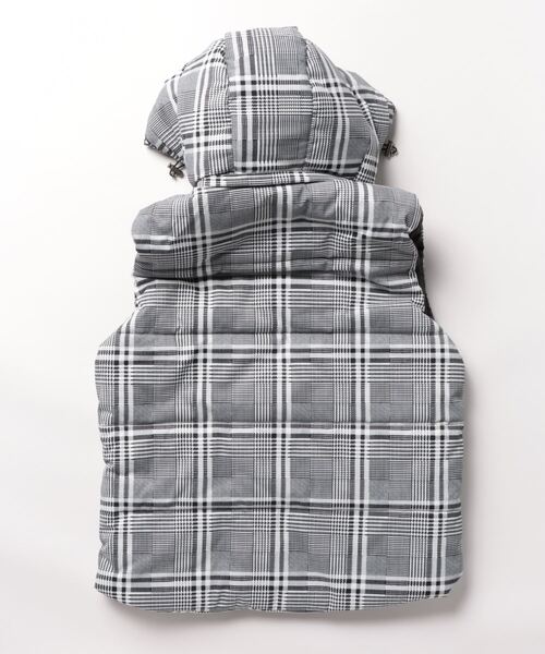 HIDEAWAYS NICOLE（ハイダウェイニコル）の「撥水フードロゴ中綿ベスト（ダウンベスト・メンズ・ブラック/チェック/シルバーグレー・LARGE/MEDIUM）」の4枚目の写真