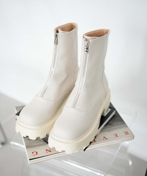 WEGO(ウィゴー)の「WEGO/フロントZIPショートブーツ(ブーツ・レディース・ブラック/オフホワイト・MEDIUM/LARGE)」の18枚目の写真