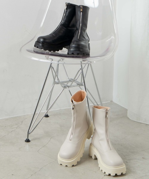 WEGO(ウィゴー)の「WEGO/フロントZIPショートブーツ(ブーツ・レディース・ブラック/オフホワイト・MEDIUM/LARGE)」の7枚目の写真