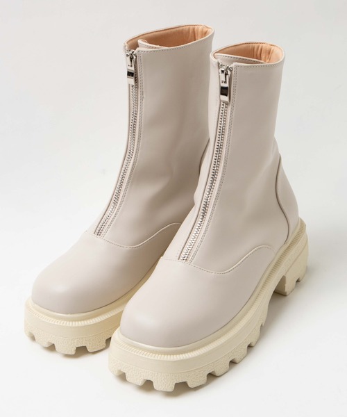 WEGO(ウィゴー)の「WEGO/フロントZIPショートブーツ(ブーツ・レディース・ブラック/オフホワイト・MEDIUM/LARGE)」の11枚目の写真