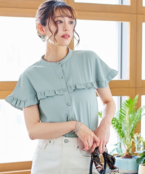 Tiaclasse（ティアクラッセ）の「【洗える】ケープ風フリルスリーブ