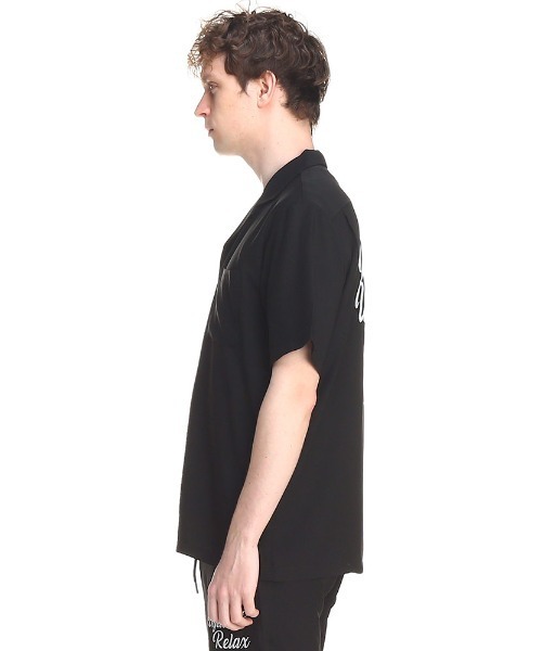 1piu1uguale3 RELAX(ウノピュウノウグァーレトレリラックス)の「1PIU1UGUALE3 RELAX (ウノ ピュ ウノ ウグァーレ トレ リラックス)開襟 半袖 シャツ(シャツ/ブラウス・メンズ・ブラック・XL/S/L/2XL/M)」の7枚目の写真